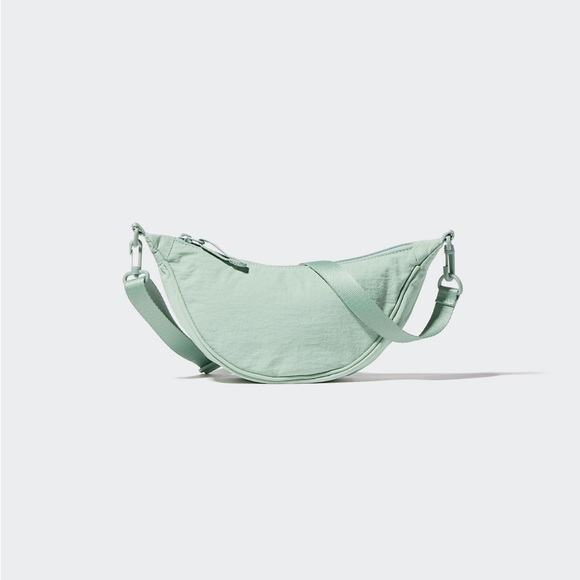 Uniqlo Green Belt Bag Minimalist Design - Picture 1 of 3